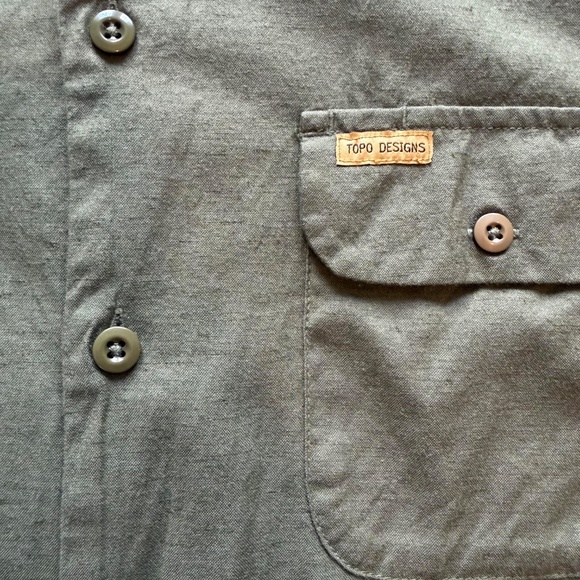 Topo Designs Daytripper Short Sleeve Shirt - Men's M - Beetle Green - Picture 2 of 3